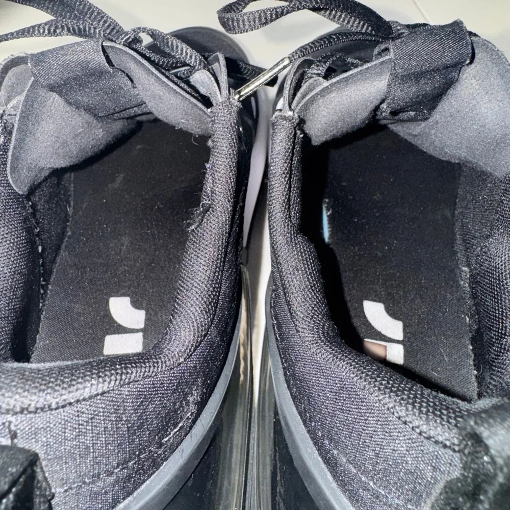 Womens Nike Air Max UP Black White Sneakers Size 10 CT1928-002